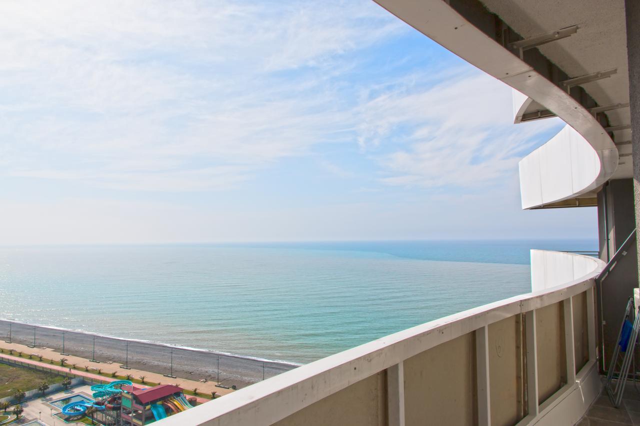 Batumi Orbi Residence Lux Esterno foto